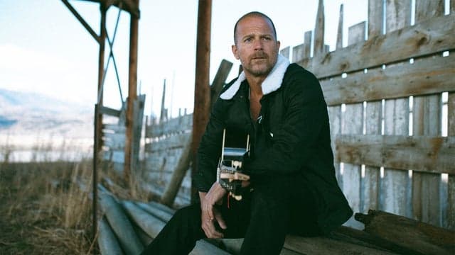 Photograph of Kip Moore