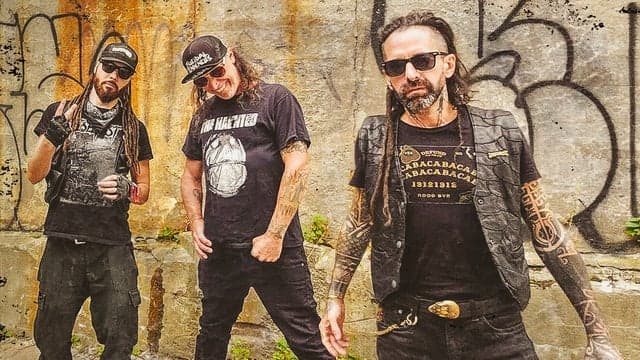 Photograph of Dopethrone