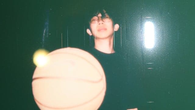 Photograph of Alan Vuong