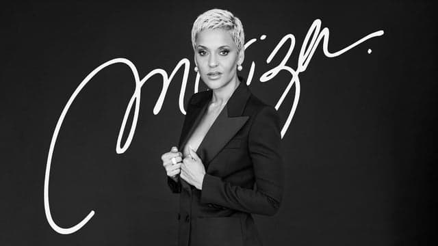 Photograph of Mariza