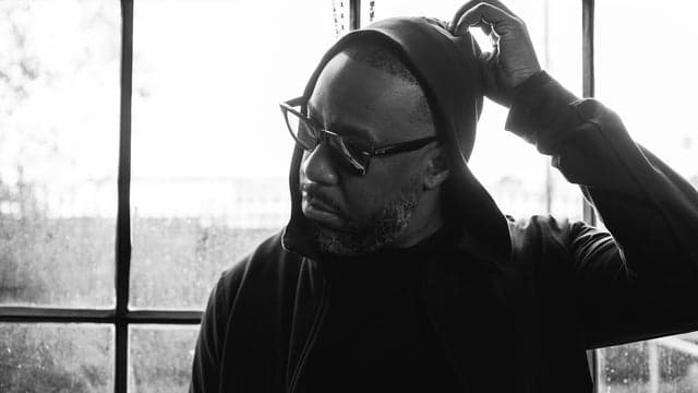 Photograph of Robert Glasper
