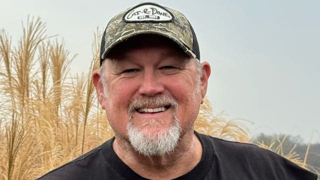 Photograph of Larry The Cable Guy