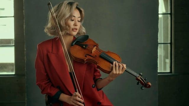 Photograph of Simone Porter