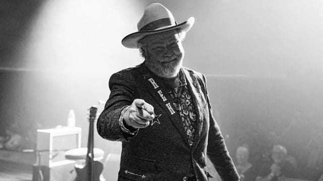 Photograph of Robert Earl Keen