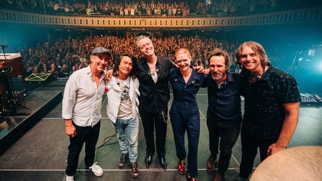 Photograph of Jason Isbell and the 400 Unit