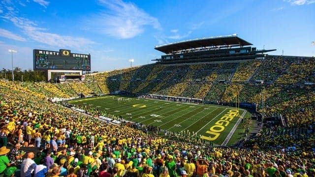 Photograph of Oregon Ducks Football