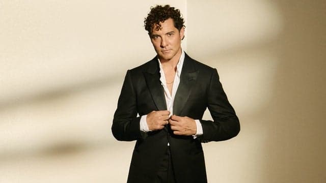 Photograph of David Bisbal