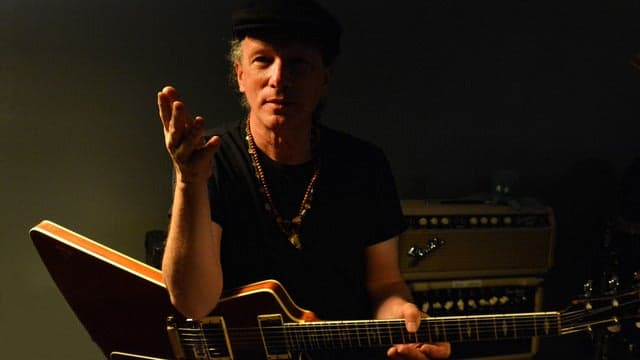 Photograph of Steve Kimock