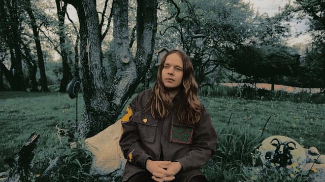 Photograph of Billy Strings