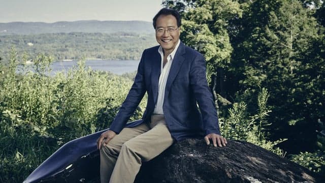 Photograph of Yo-Yo Ma