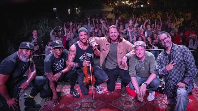 Photograph of Trippin Billies