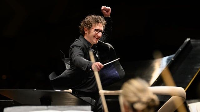 Photograph of Louisville Orchestra