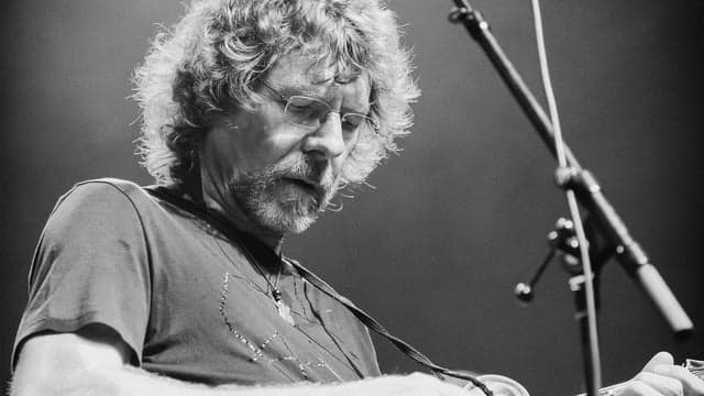 Photograph of Sam Bush