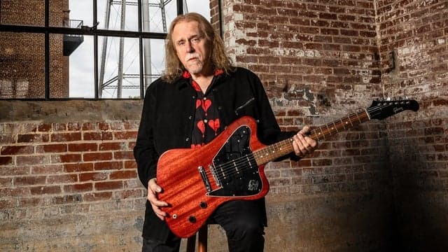 Photograph of Warren Haynes