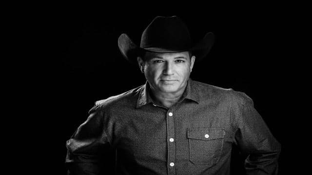 Photograph of Tracy Byrd