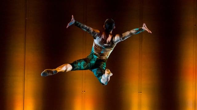 Photograph of Oakland Ballet