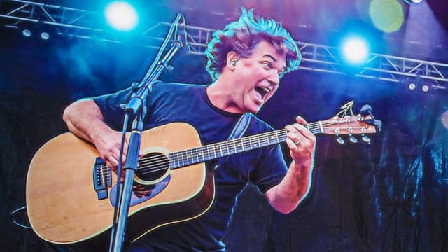 Photograph of Keller Williams